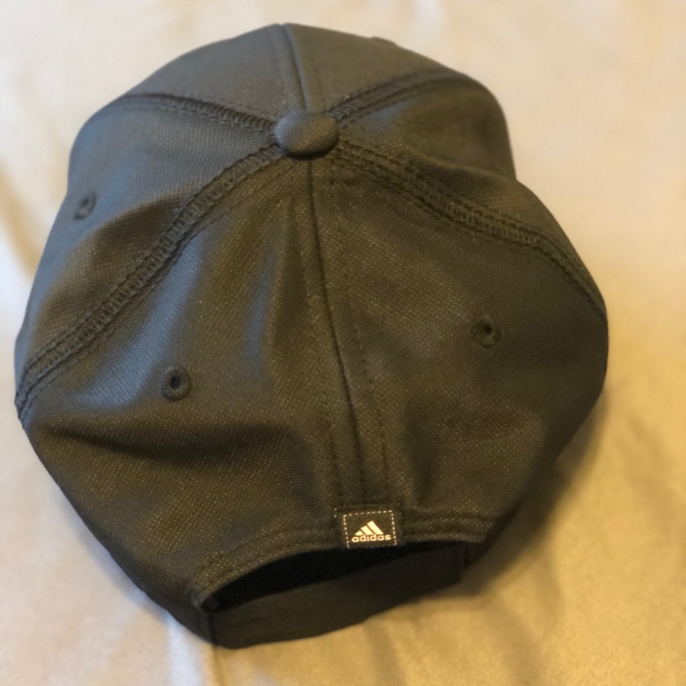 Adidas hat - Picture 2 of 3